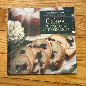 Williams-Sonoma Cakes, Cupcakes & Cheesecakes Book 1995 Hardcover
